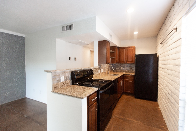 Building Photo - 1835 E Don Carlos