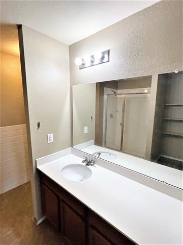 Building Photo - 208 Dye Dr