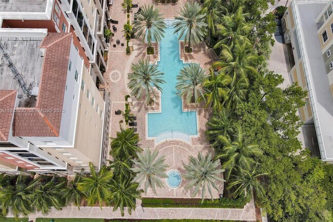 Building Photo - 17100 N Bay Rd