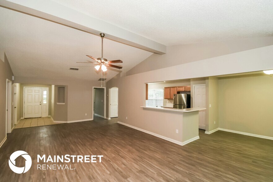 Building Photo - 11191 Lauren Oak Ln
