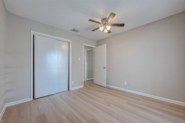 Building Photo - 7315 Housman