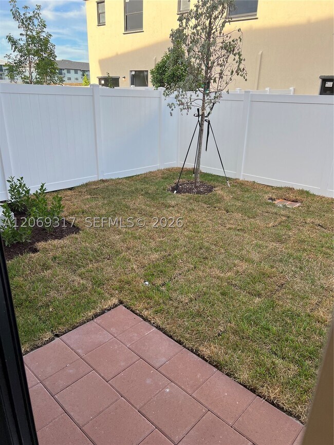 Building Photo - 11447 W 34th Ct