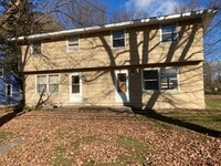 Building Photo - 901-903 W Adler Rd