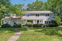 Building Photo - 145 Casmir Dr