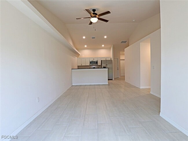 Building Photo - 826 Gleason Pkwy
