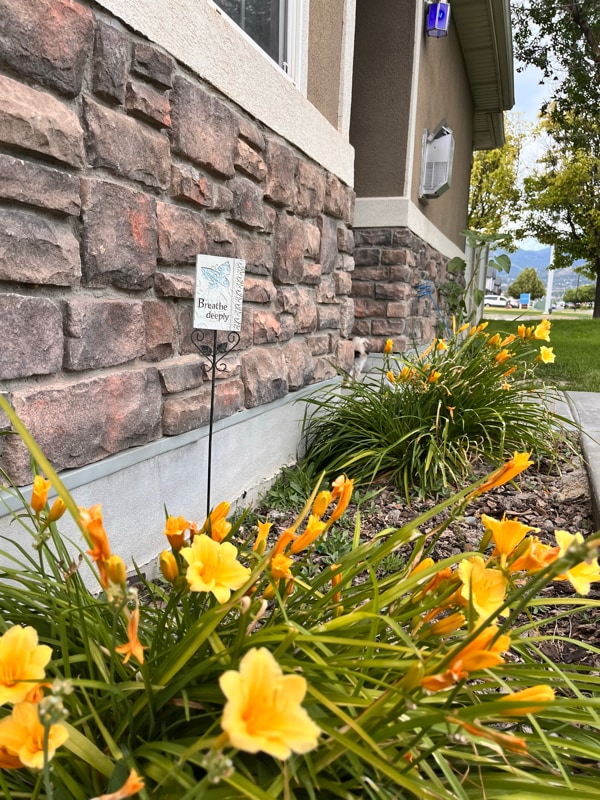 Building Photo - 1110 Sutton Dr