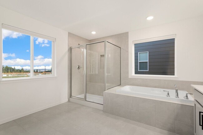 Building Photo - Newer Construction