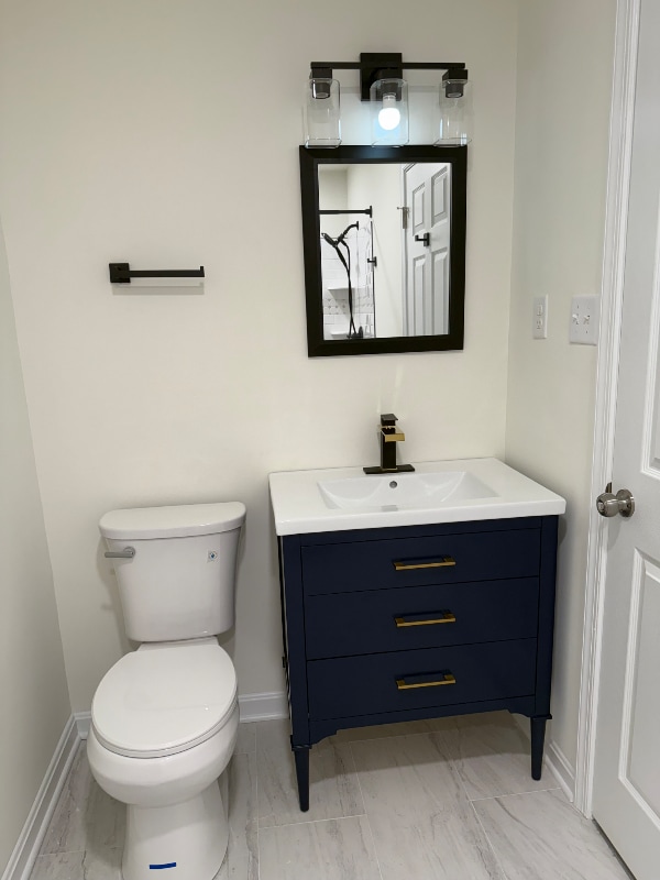 Building Photo - 2429 Crowncrest Dr