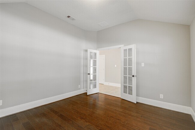 Building Photo - 2422 Monarch Terrace Dr