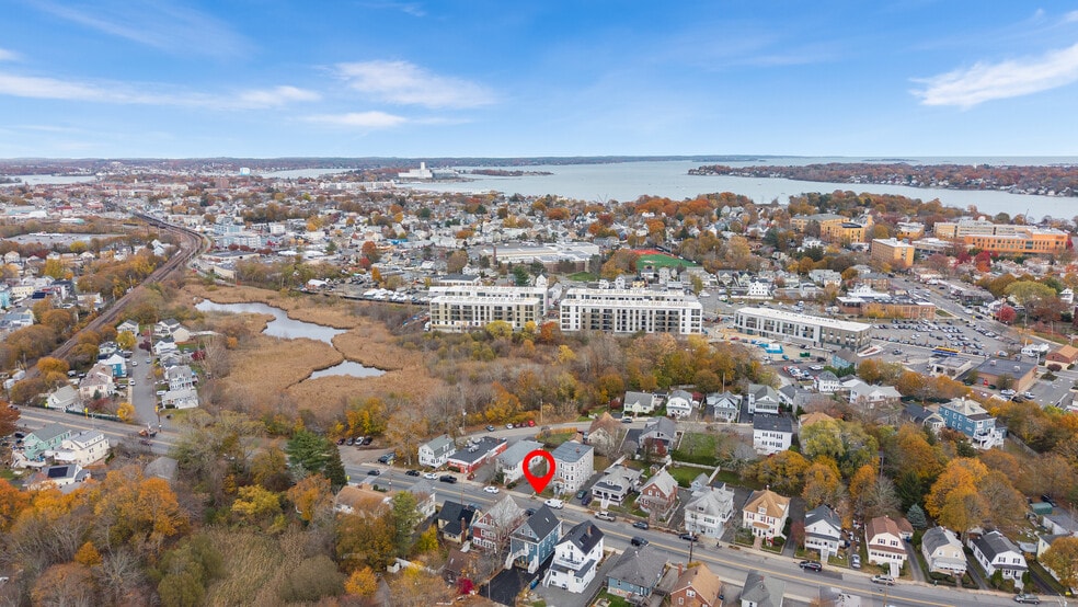 Building Photo - 322 Jefferson Ave