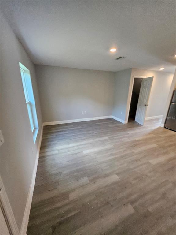 Building Photo - 1005 N Tangerine St