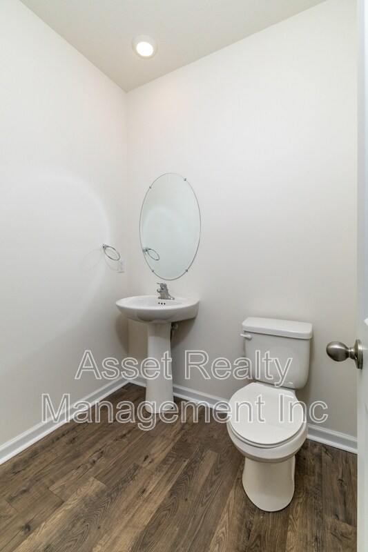 Building Photo - 4714 Willow Bluff Cir