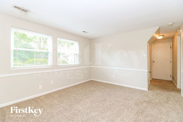 Building Photo - 2489 Millvalley Dr
