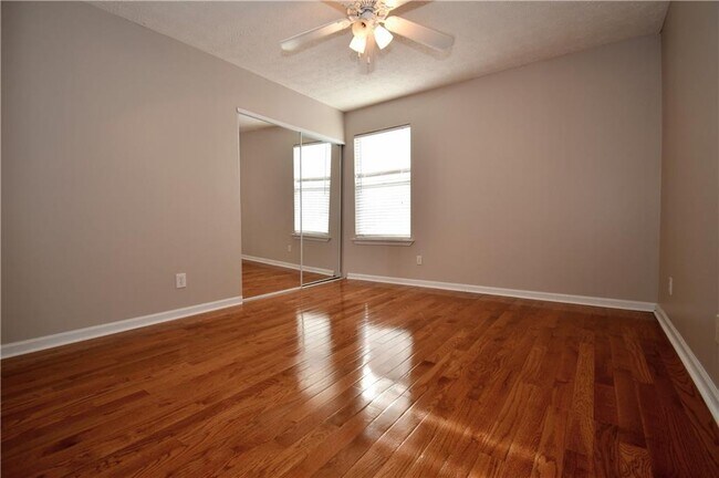 Building Photo - 273 Carrington Way