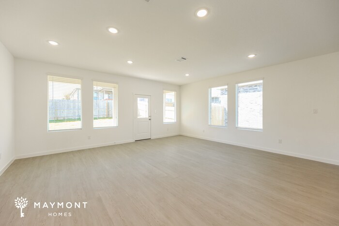 Building Photo - 2287 Ft Davis Pass