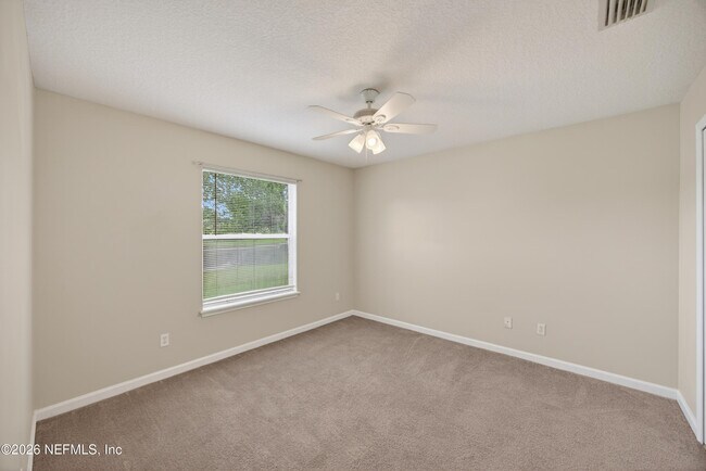 Building Photo - 648 W Johns Crk Pkwy