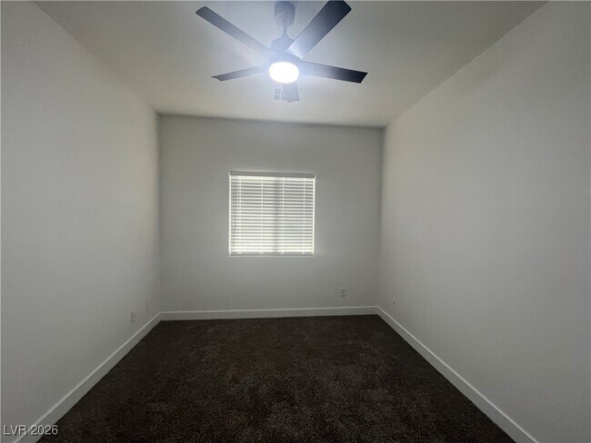 Building Photo - 3816 Waynesvill St