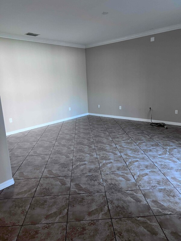 Building Photo - 10808 Whitecap Dr
