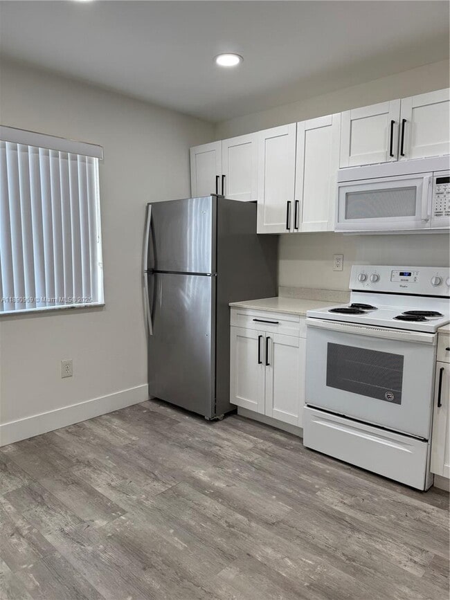 Building Photo - 13905 SW 177th Terrace