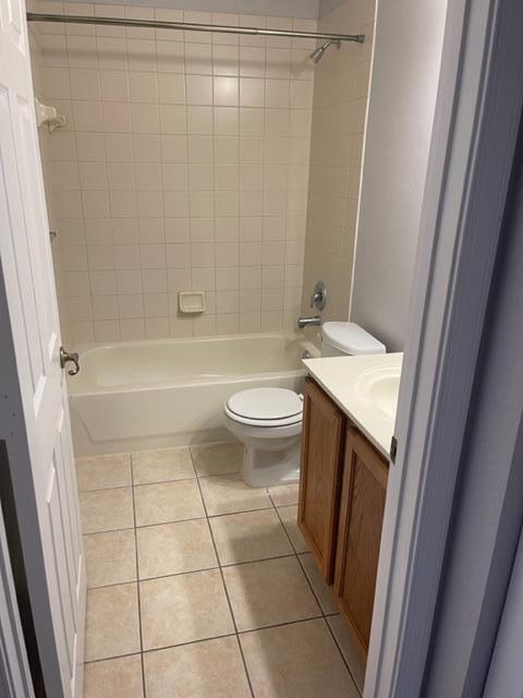 Building Photo - 2757 S Evergreen Cir