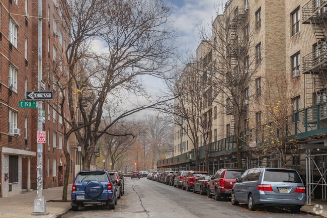 Building Photo - 55 E 190th St
