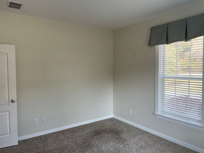 Building Photo - 6 Bedroom 4 Bathroom House in Supply NC-Unfurnished