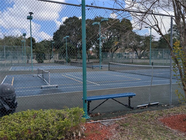 Building Photo - 108 Gardens Dr