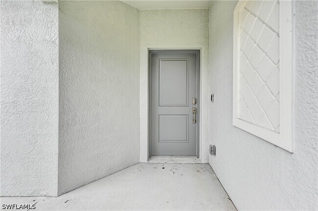 Building Photo - 20545 Hazelnut Ct