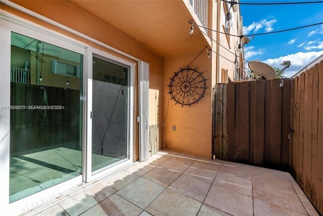 Building Photo - 14915 SW 80th St