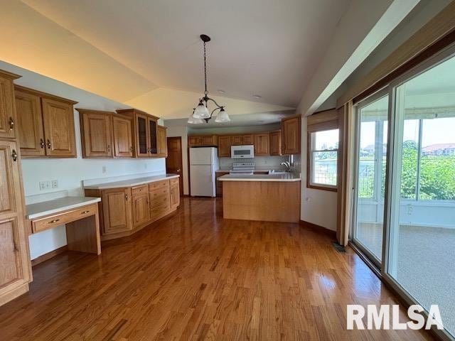 Building Photo - 3902 Marryat Dr