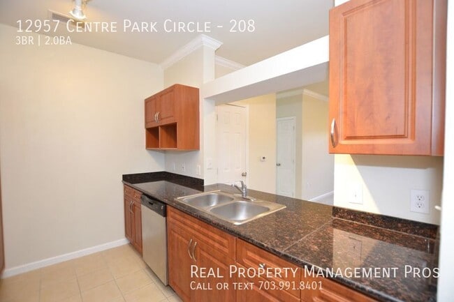 Building Photo - 12957 Centre Park Cir