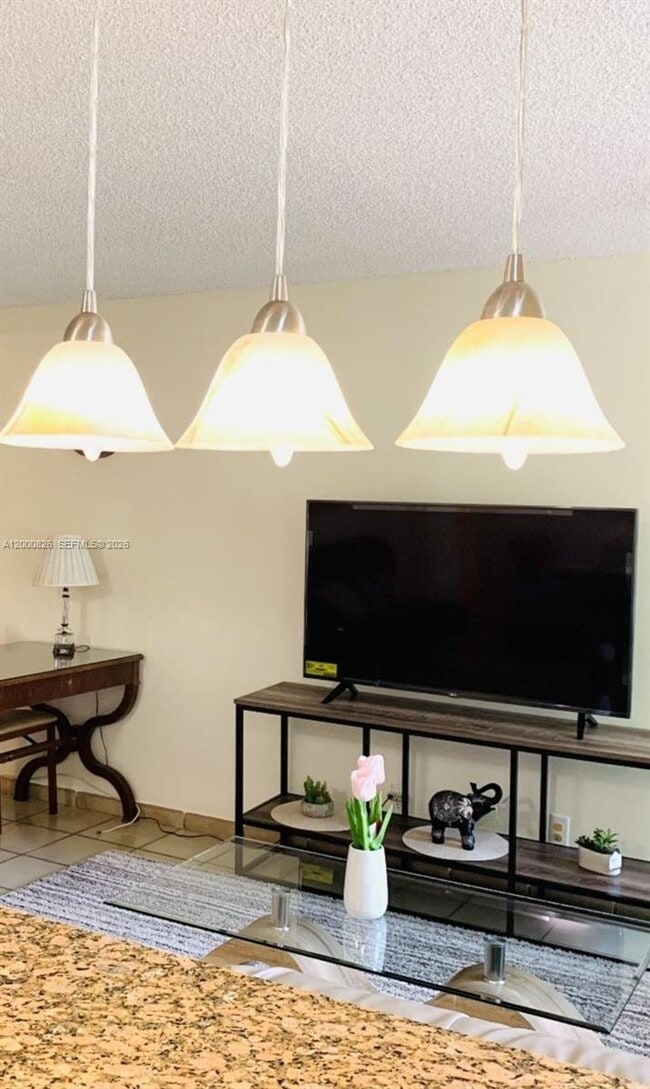 Building Photo - 17021 N Bay Rd