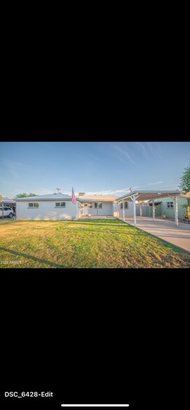 Building Photo - 2921 W Highland Ave