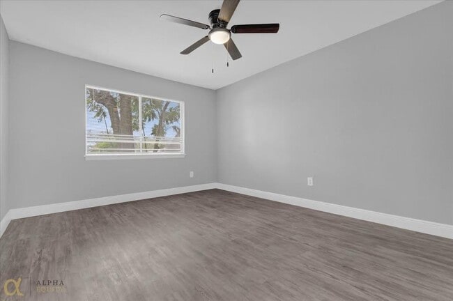 Building Photo - 2418 Skan Ct