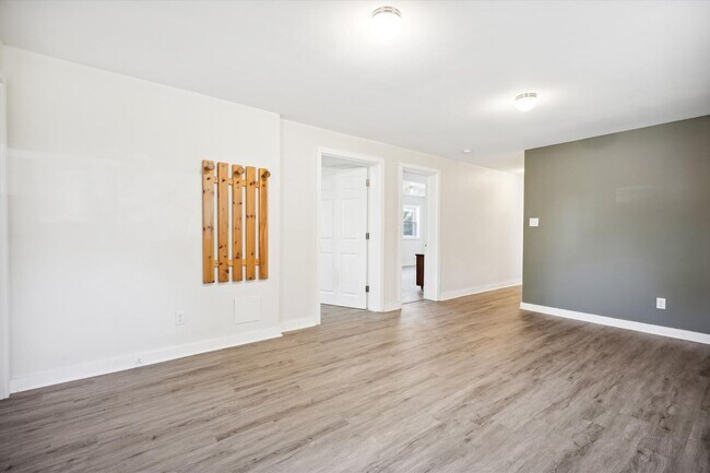 Building Photo - 7717 Carroll Ave