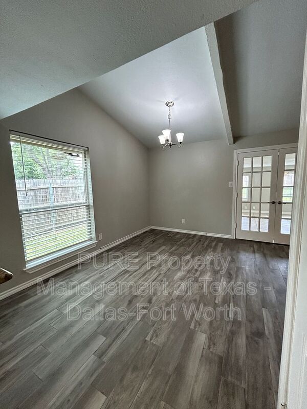 Building Photo - 6461 Starnes Rd