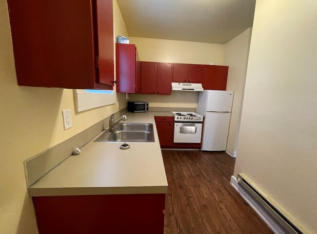 Building Photo - North End Duplex-1bed/1bath-Close to downtown Boise, Hyde Park, Landscaping included