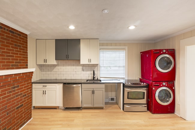 Building Photo - 11439 Scotland Ln