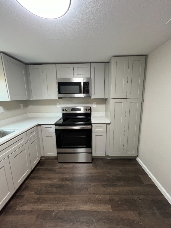 Building Photo - 2015 Garfield St