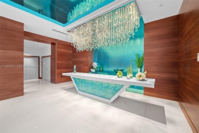 Building Photo - 300 Sunny Isles Blvd