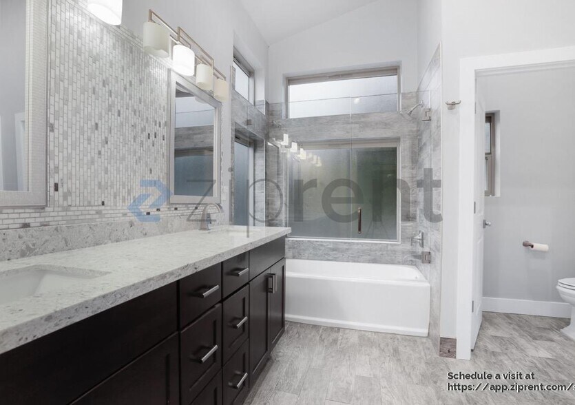 Building Photo - 17530 83rd Pl NE