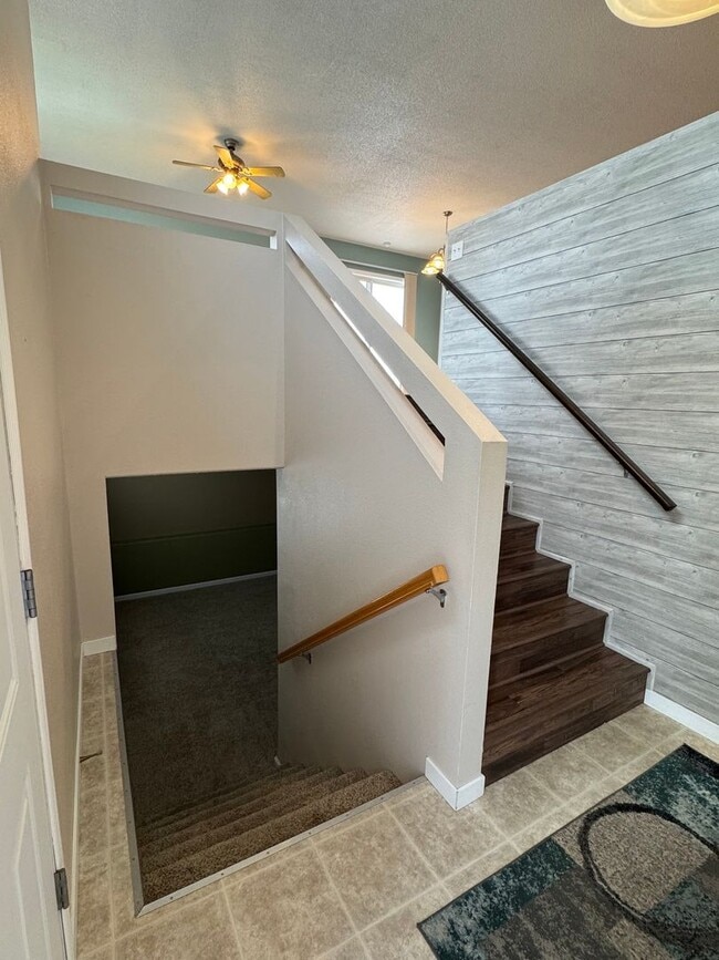 Building Photo - Beautiful Home in NW Mandan for Rent