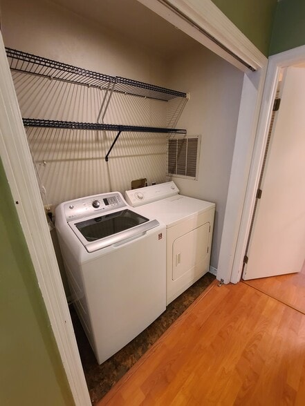 Laundry - 1075 Ocala Rd
