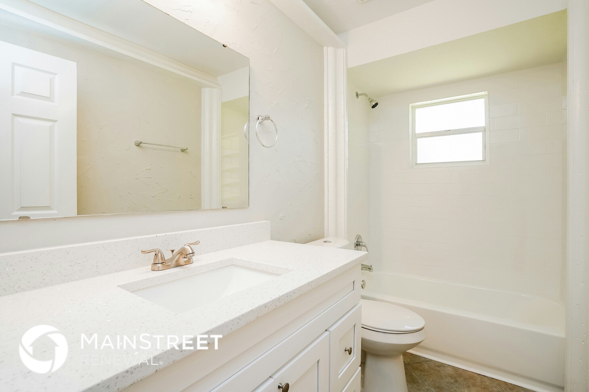 Building Photo - 2221 NE 3rd St