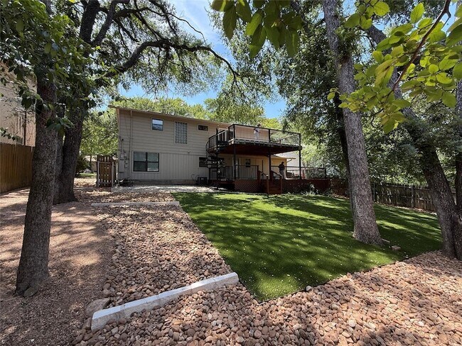 Building Photo - 1708 Fawn Dr