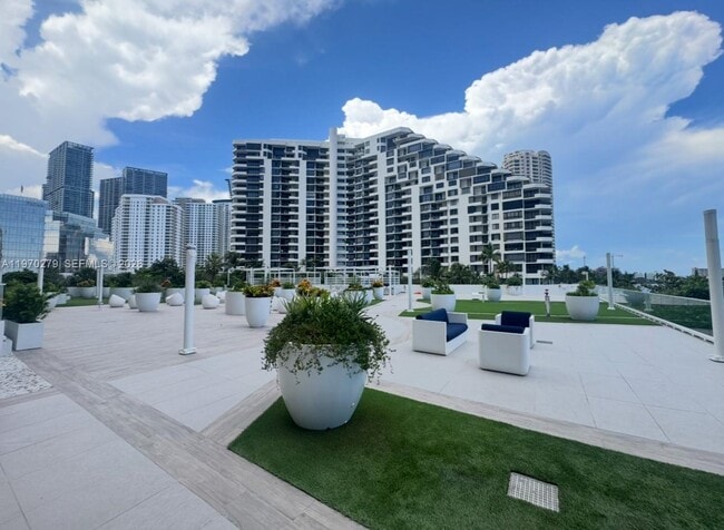 Building Photo - 770 Claughton Island Dr