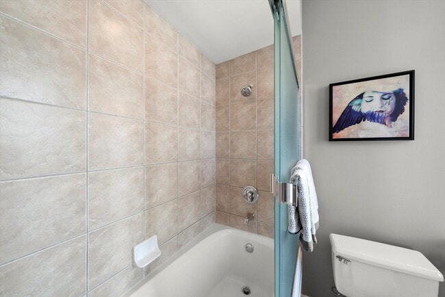 Building Photo - 435 W Erie St