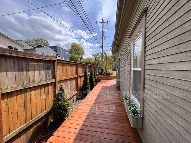 Building Photo - 5036 25th Ave SW