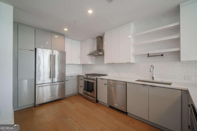 Building Photo - 788 West Marietta St NW