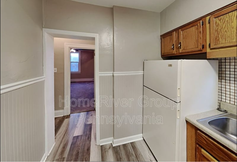 Building Photo - 7426 Duquesne Ave